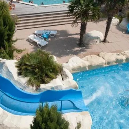 Mobil Avec Terrasse A Saint-jean-de-monts - Api-1-52-1042 圣让-德蒙