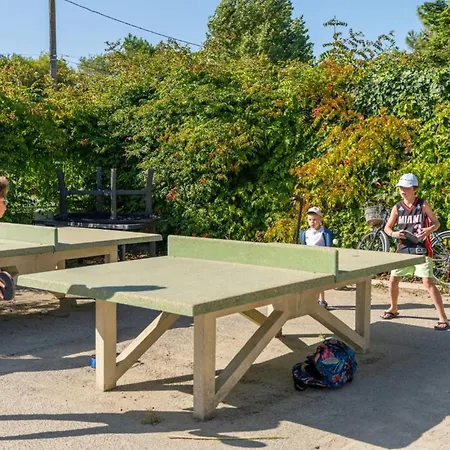 Mobil Avec Terrasse A Saint-jean-de-monts - Api-1-52-1042 *