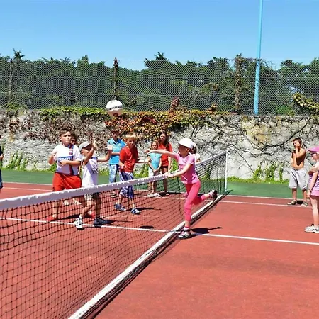 Mobil Avec Terrasse A Saint-jean-de-monts - Api-1-52-1042