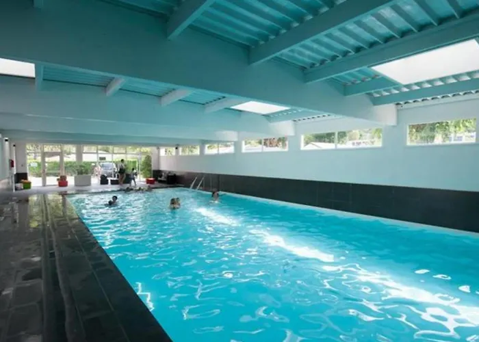 Camping Mobil Avec Terrasse A Saint-jean-de-monts - Api-1-52-1042