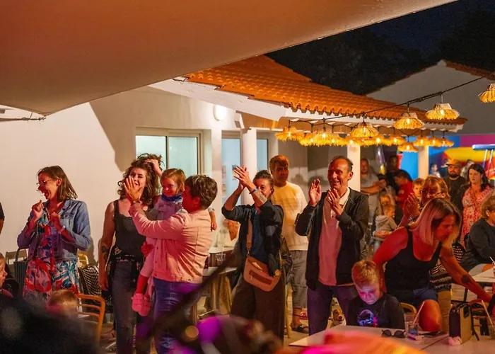 Mobil Avec Terrasse A Saint-jean-de-monts - Api-1-52-1042 Camping Saint-Jean-de-Monts